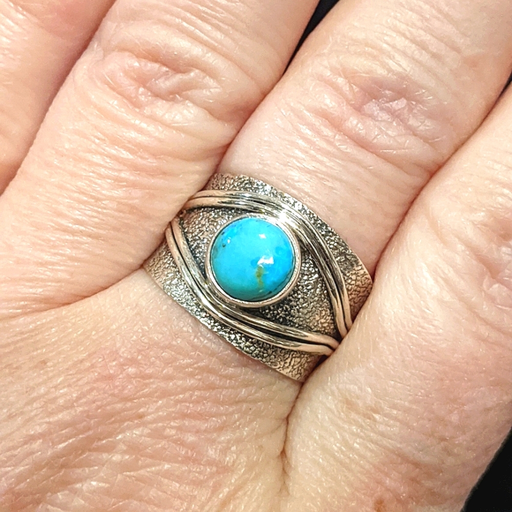 AZ Mohave Turquoise .925 silver ring, size 9.5 - Picture 2 of 8